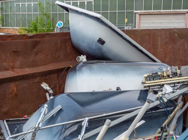 Bathtub Disposal in Edmond